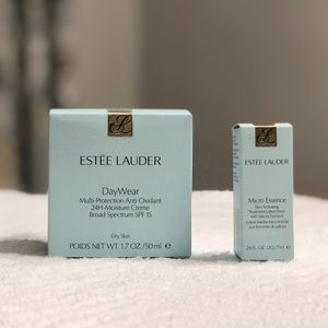 NWOT** Estée Lauder skin care set.